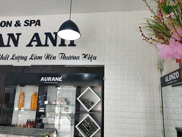 Trang trí nội thất Nguyễn Sang thi công Spa Lan Anh, Phan Đình Phùng 7